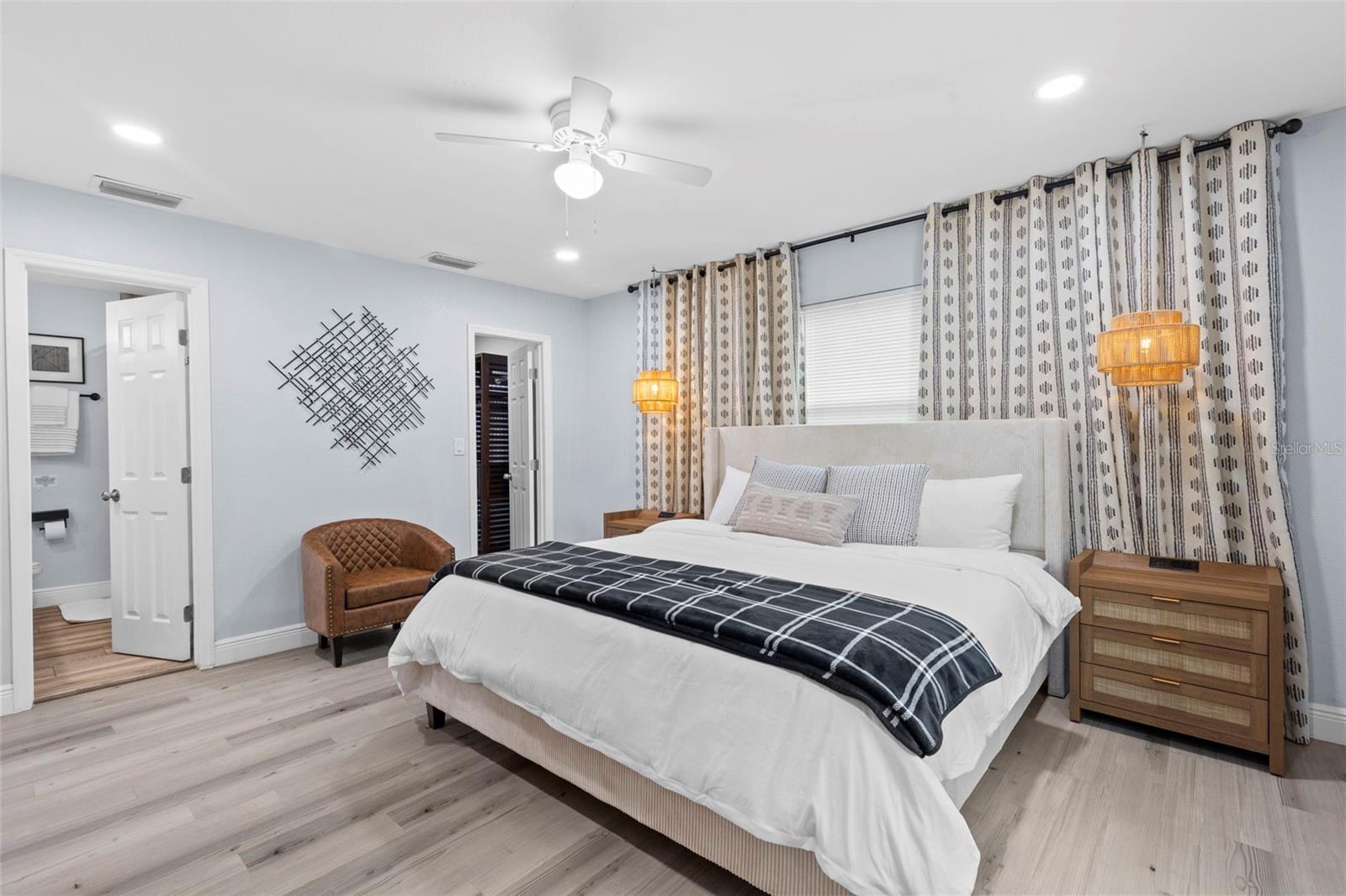 Image 14 of 22 For 3708 56th Street