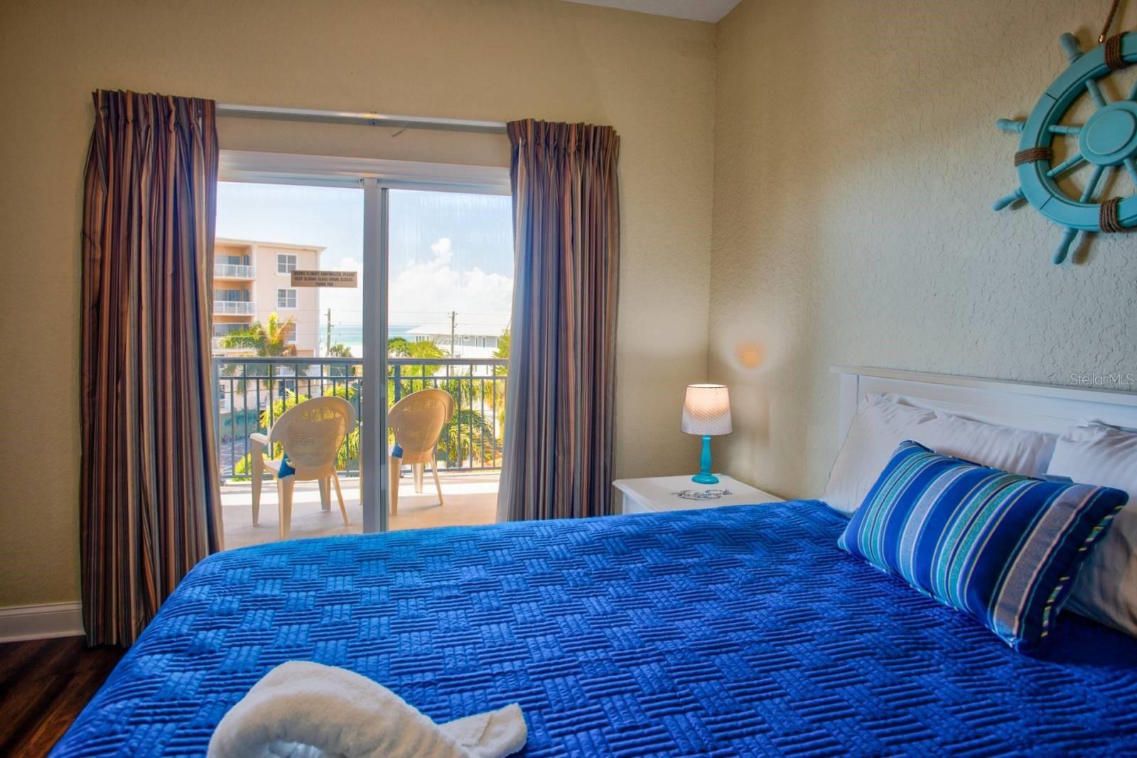 Image 17 of 40 For 10315 Gulf Boulevard 302