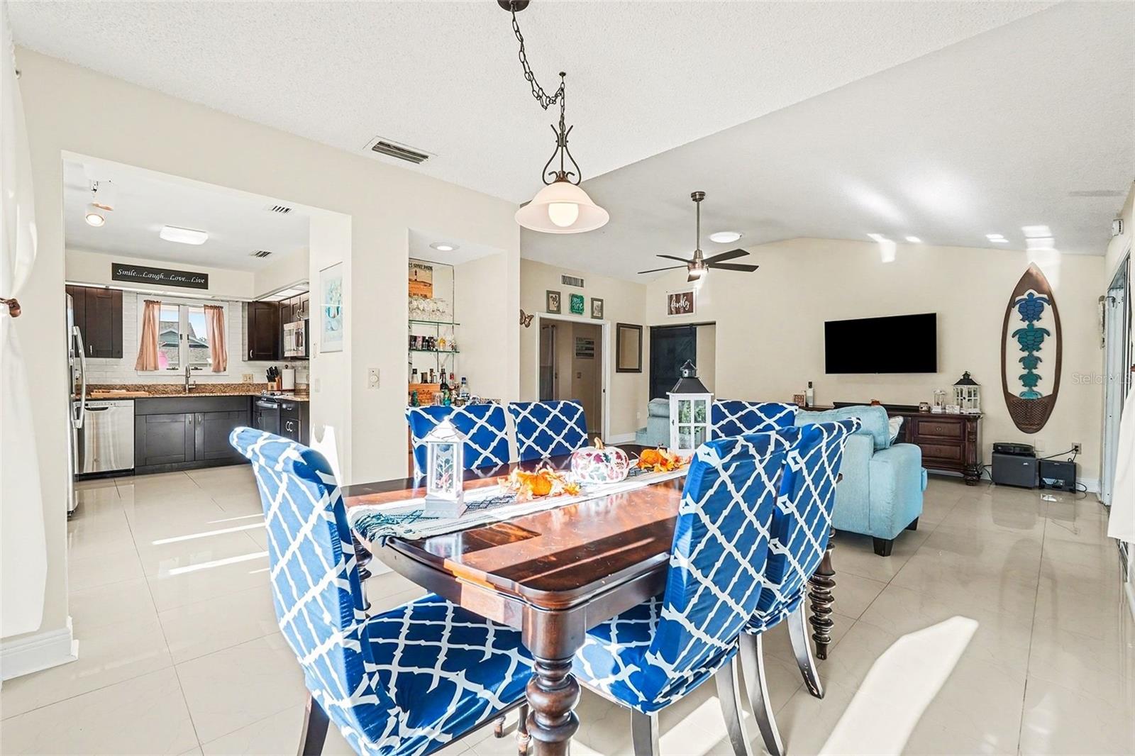 Image 10 of 38 For 1007 Lake Avoca Drive