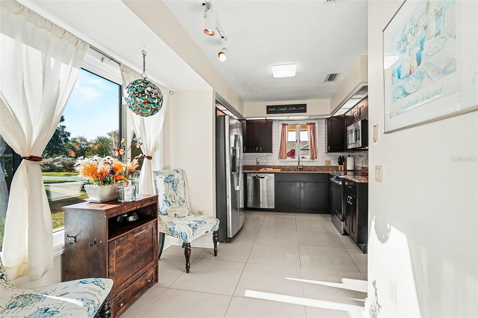 Image 13 of 38 For 1007 Lake Avoca Drive