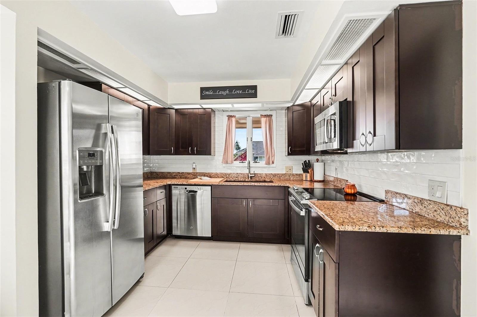 Image 15 of 38 For 1007 Lake Avoca Drive