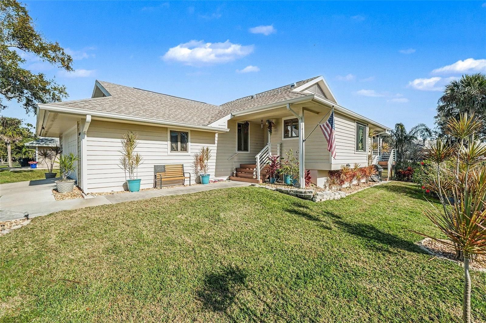 Image 2 of 38 For 1007 Lake Avoca Drive