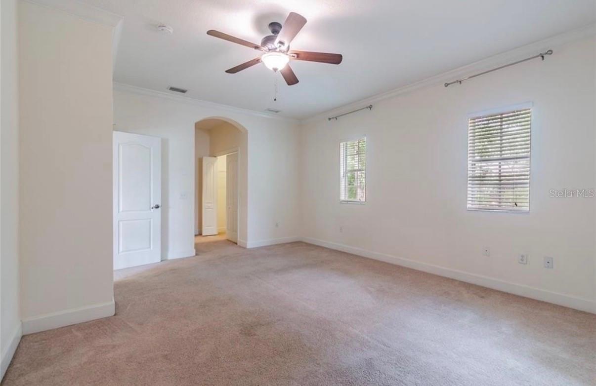 Image 18 of 22 For 131 Arrawana Avenue