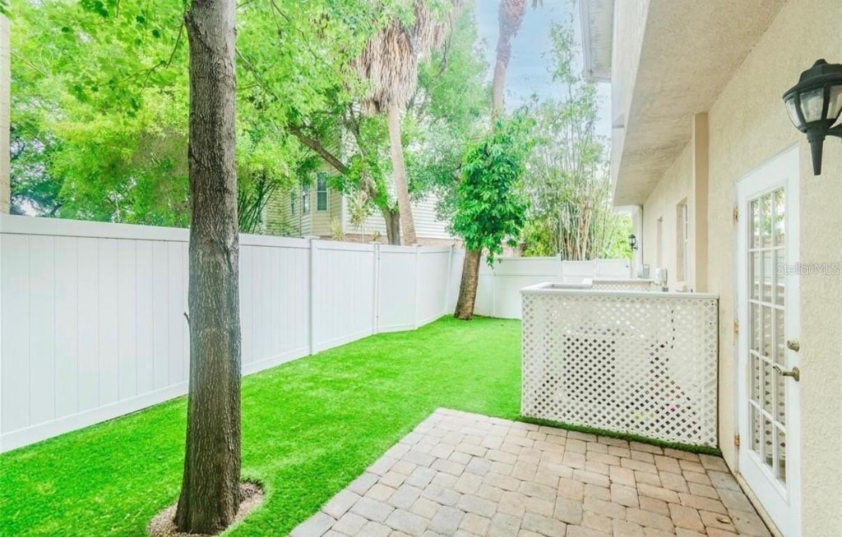 Image 21 of 22 For 131 Arrawana Avenue