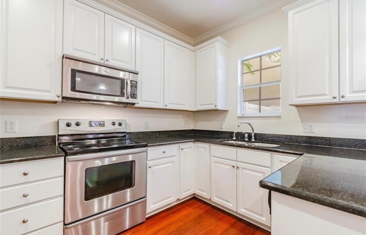 Image 4 of 22 For 131 Arrawana Avenue