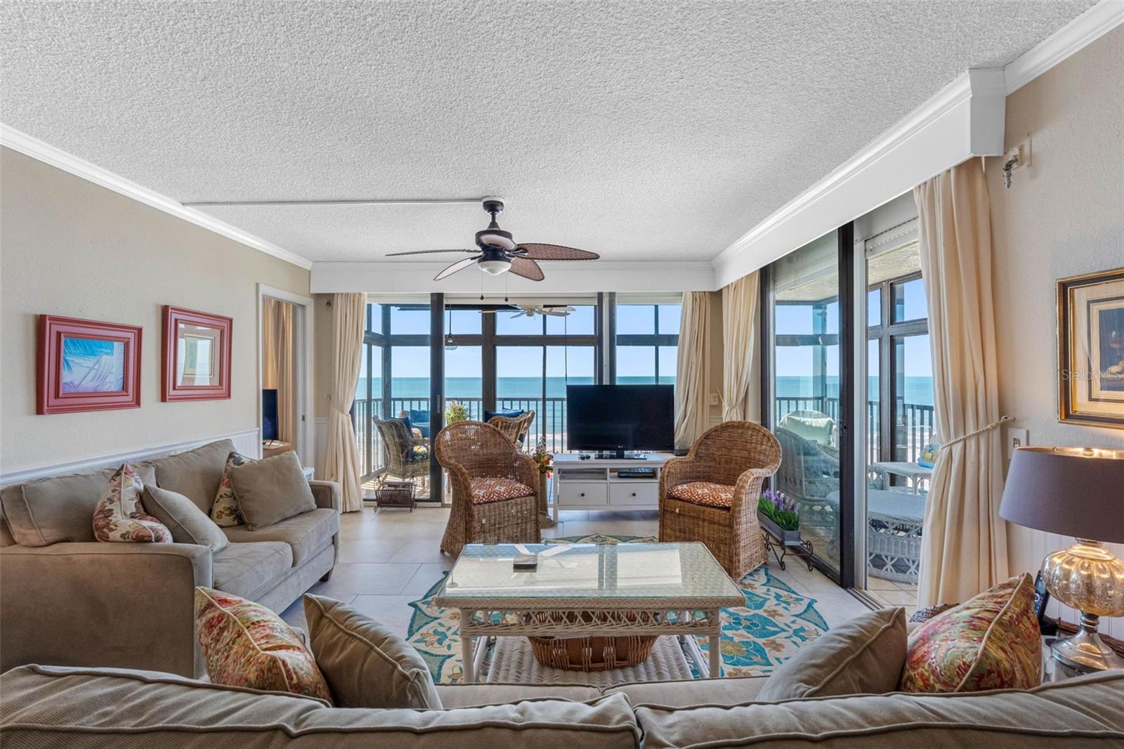 Listing photo id 13 for 18304 Gulf Boulevard 417