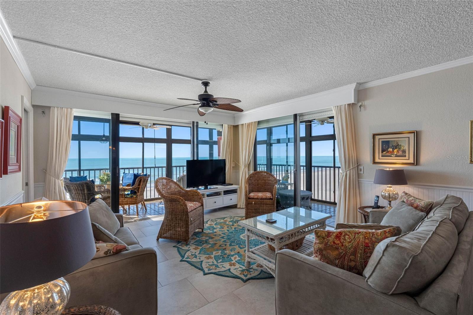 Listing photo id 0 for 18304 Gulf Boulevard 417