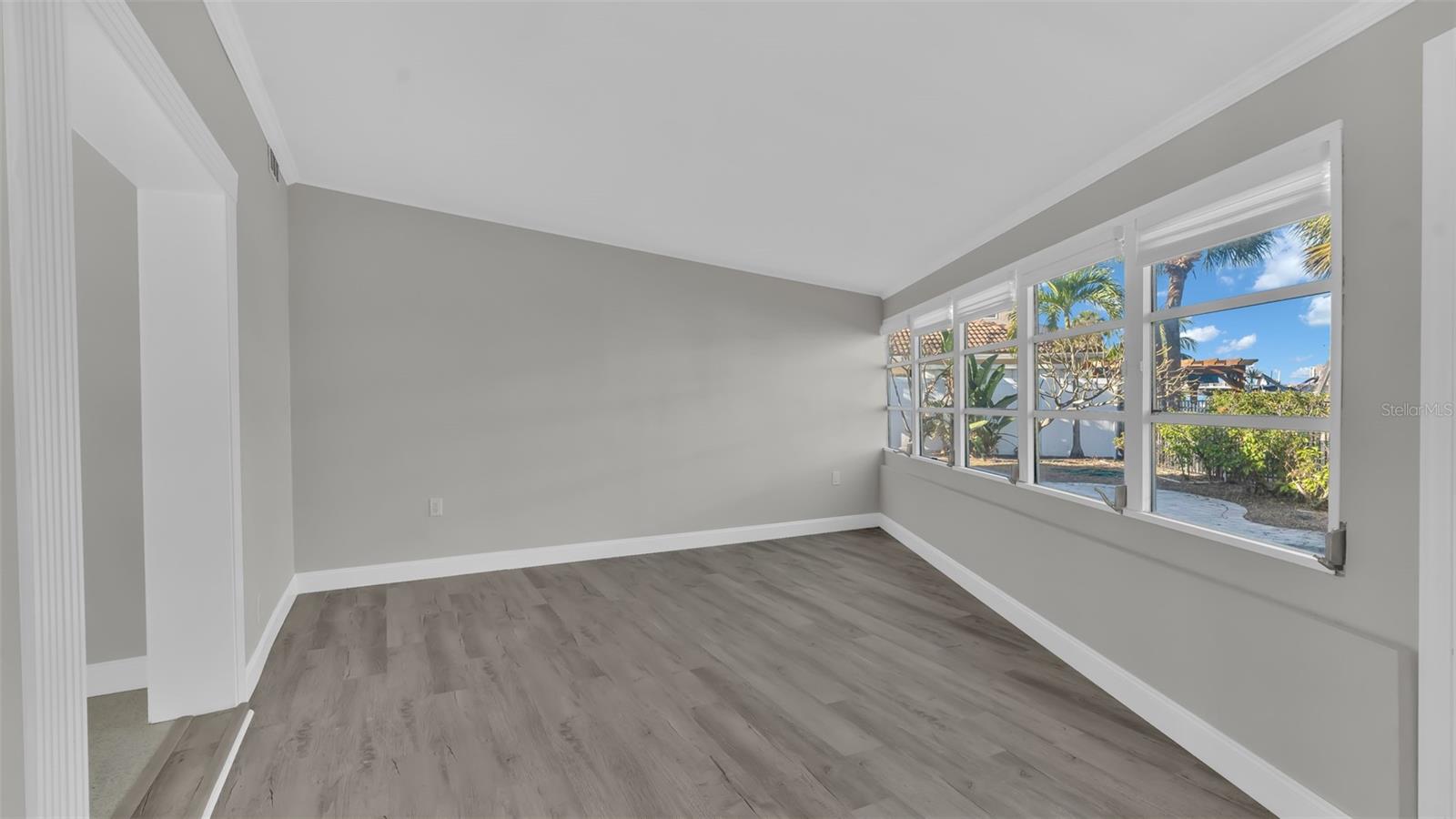 Image 11 of 35 For 6407 1st Palm Point