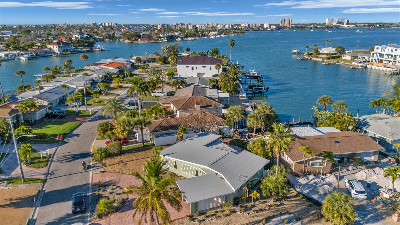 Image 32 of 35 For 6407 1st Palm Point