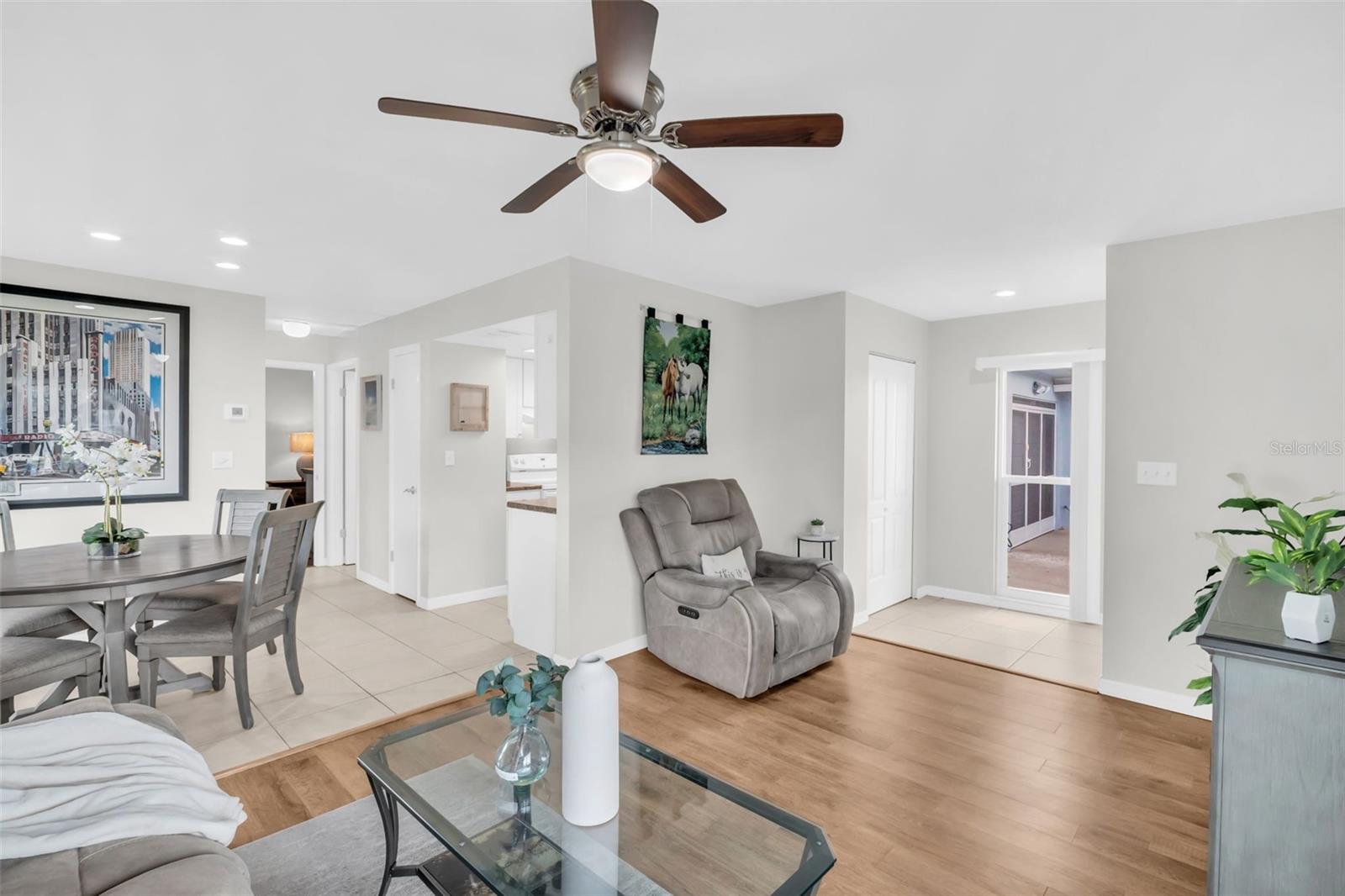 Image 8 of 44 For 1603 Whitebridge Drive D