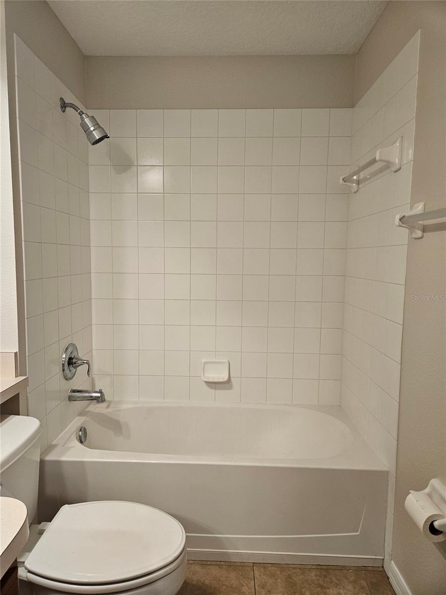 Image 14 of 36 For 3125 Whitley Bay Court