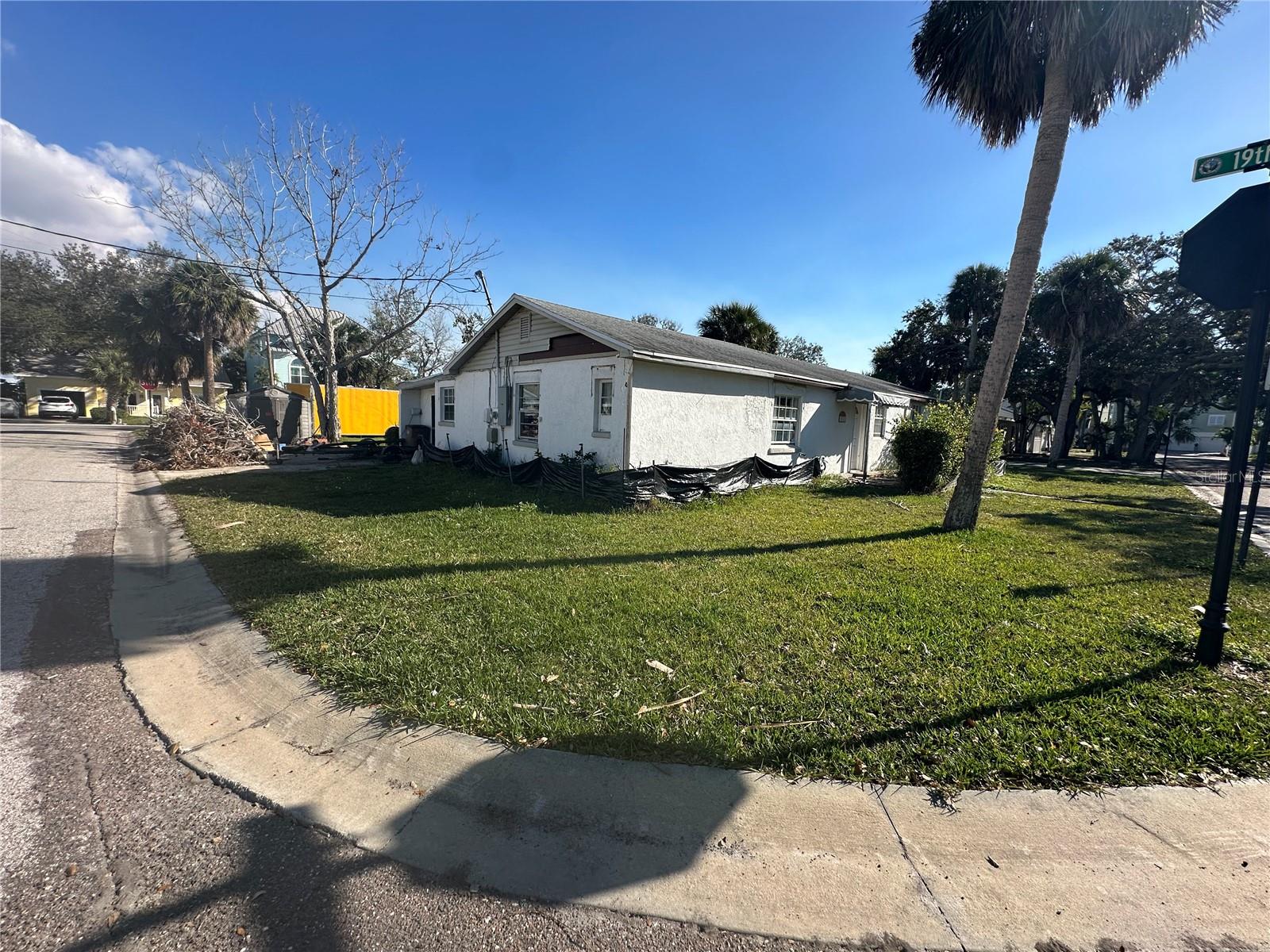 Image 5 of 11 For 1811 2nd Street