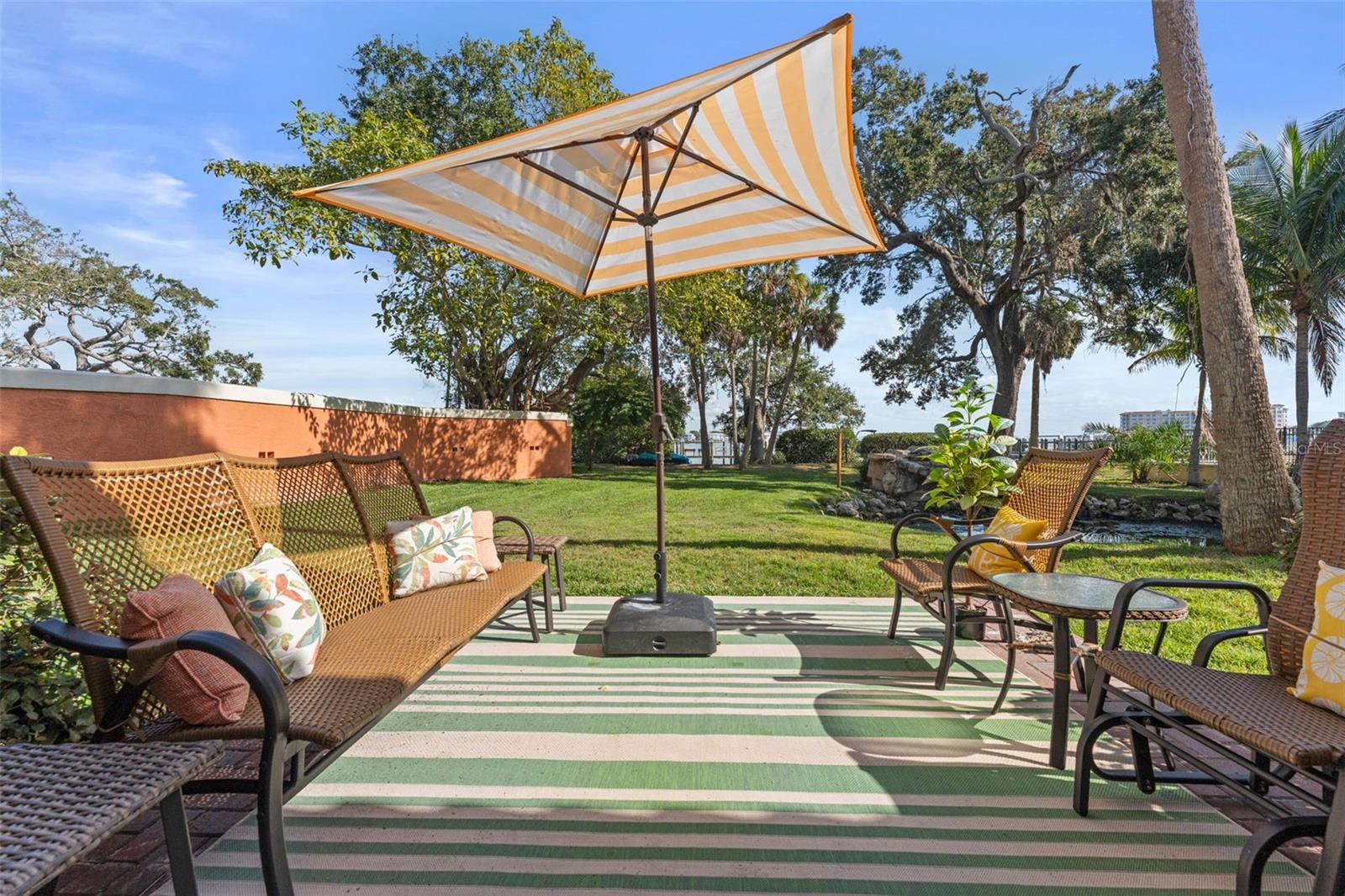 Image 10 of 52 For 144 Banyan Bay Drive