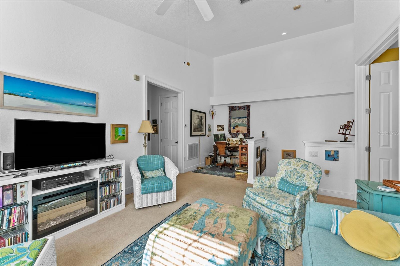 Image 21 of 52 For 144 Banyan Bay Drive