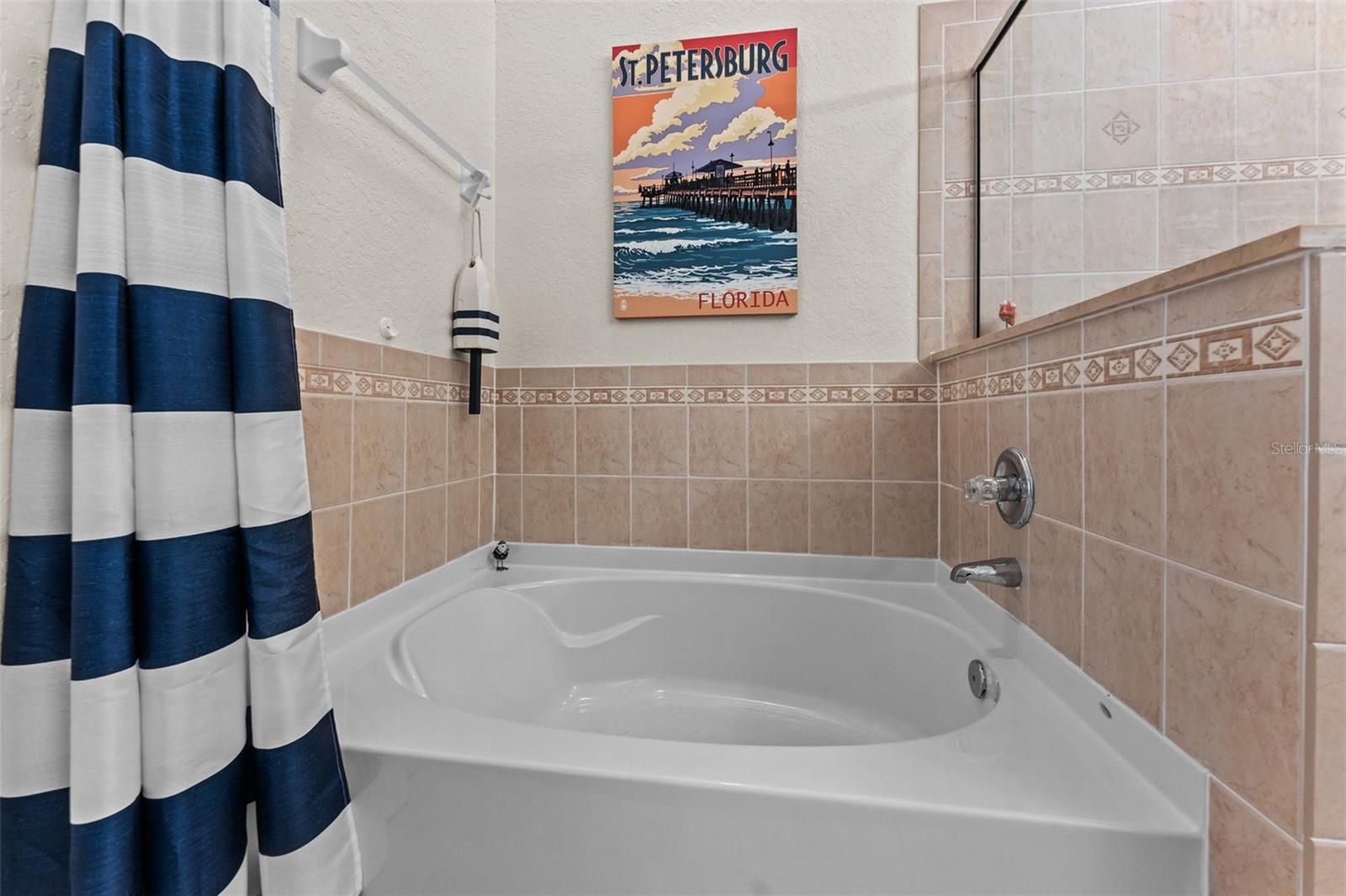 Image 30 of 52 For 144 Banyan Bay Drive