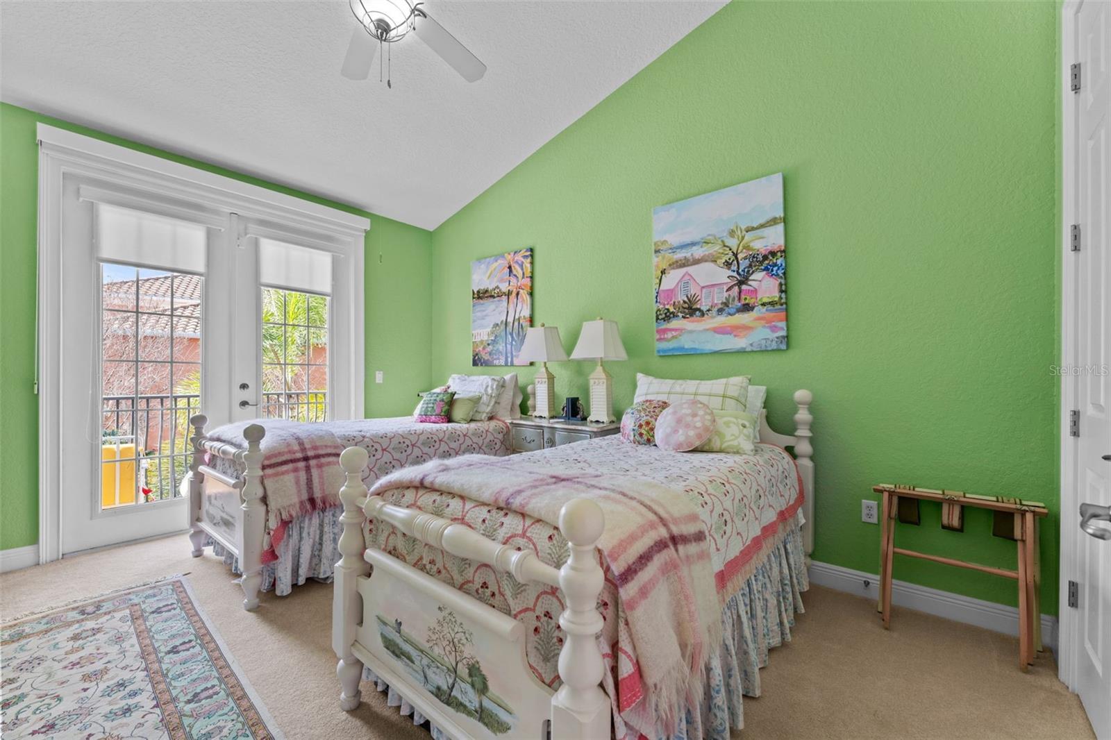 Image 31 of 52 For 144 Banyan Bay Drive