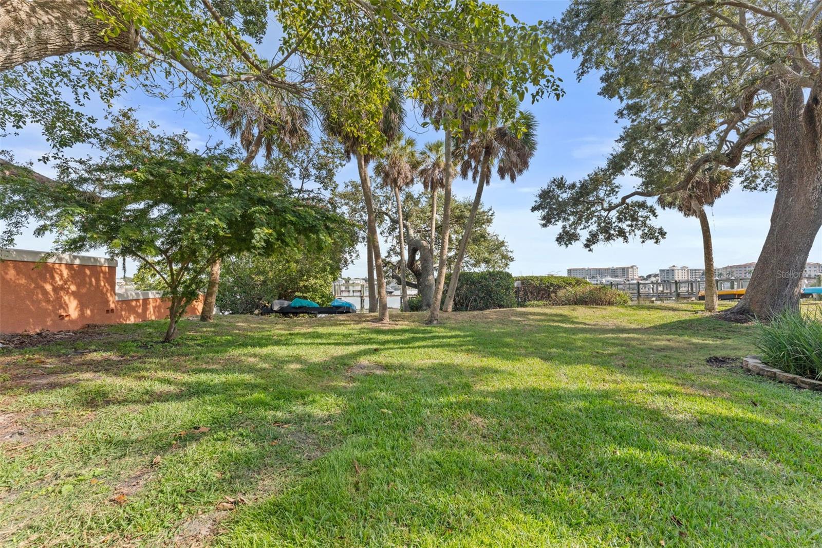 Image 42 of 52 For 144 Banyan Bay Drive