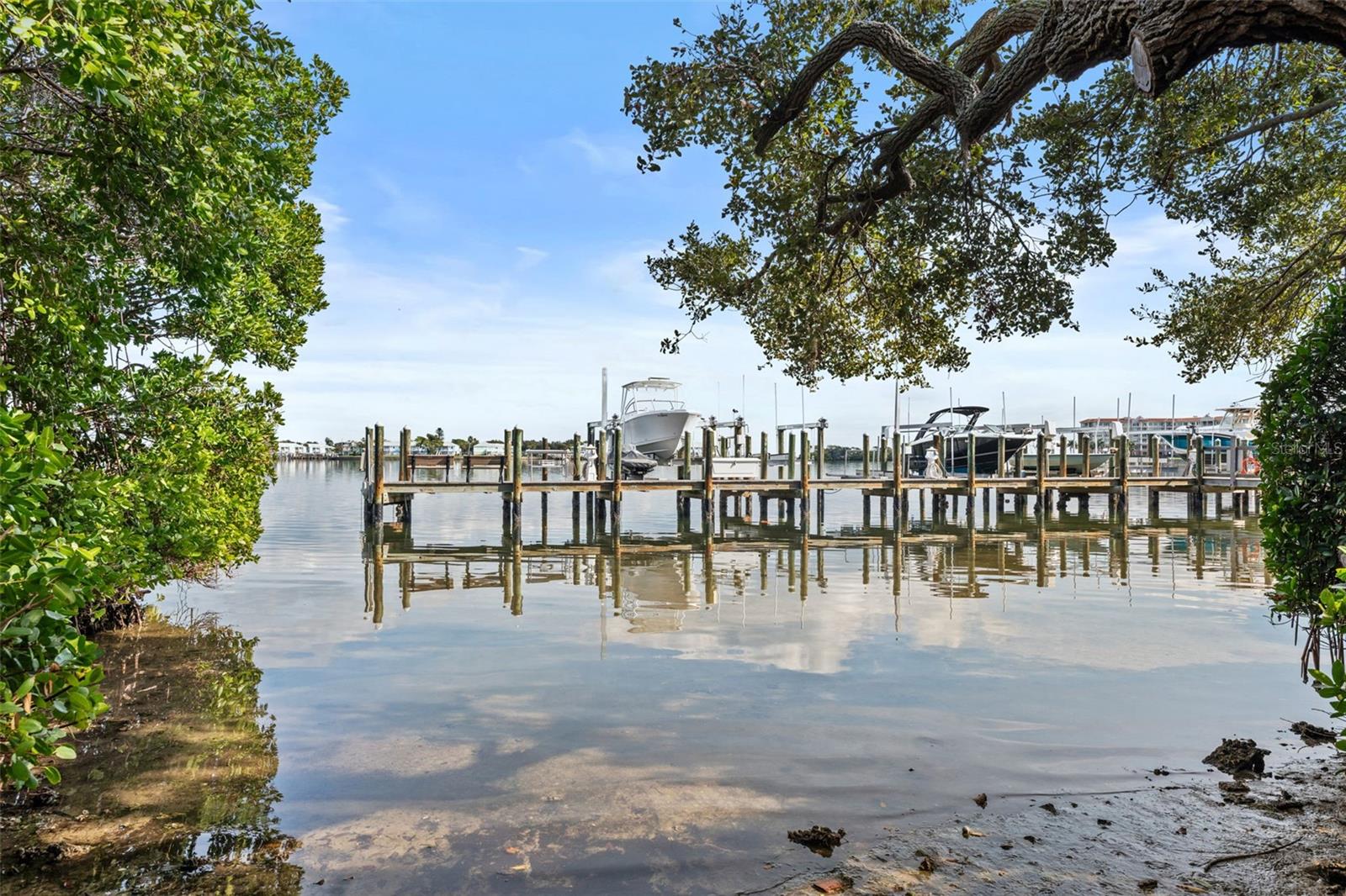 Image 44 of 52 For 144 Banyan Bay Drive