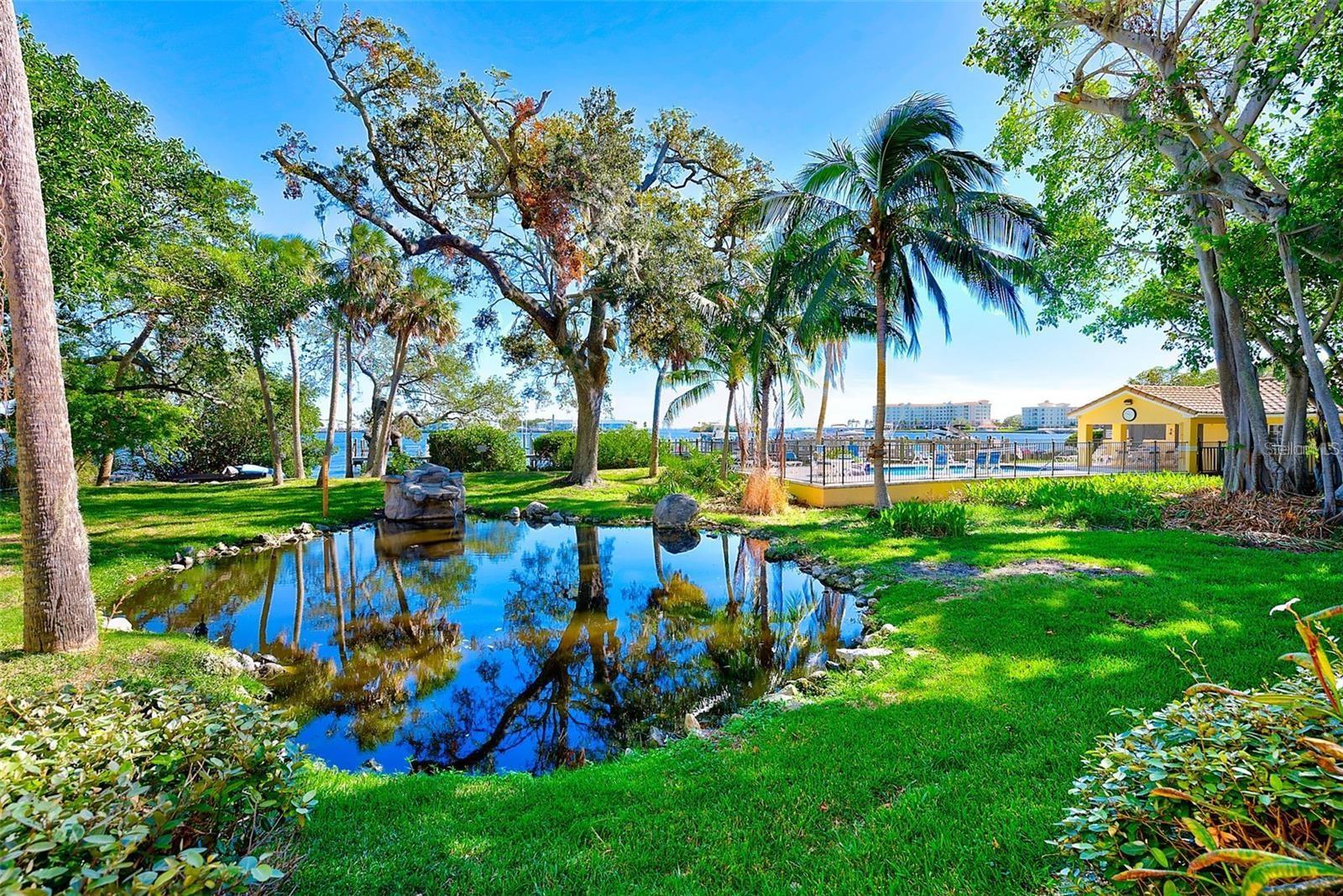 Image 9 of 52 For 144 Banyan Bay Drive