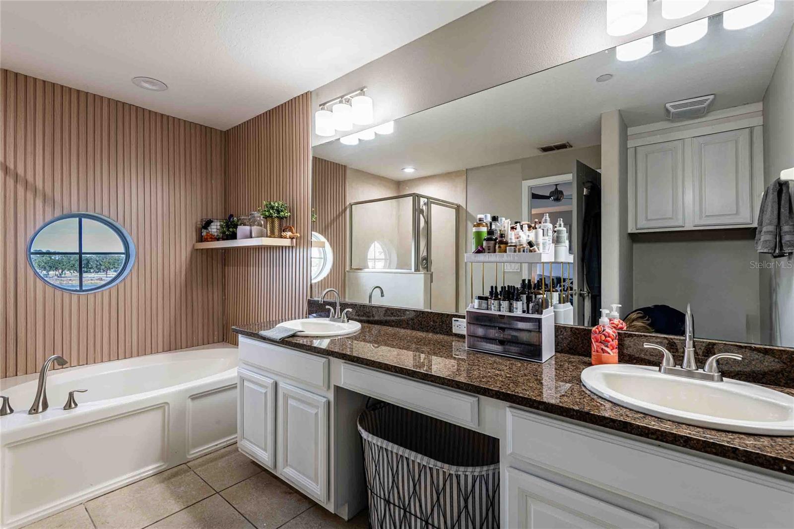 Image 15 of 48 For 10144 Arbor Run 34