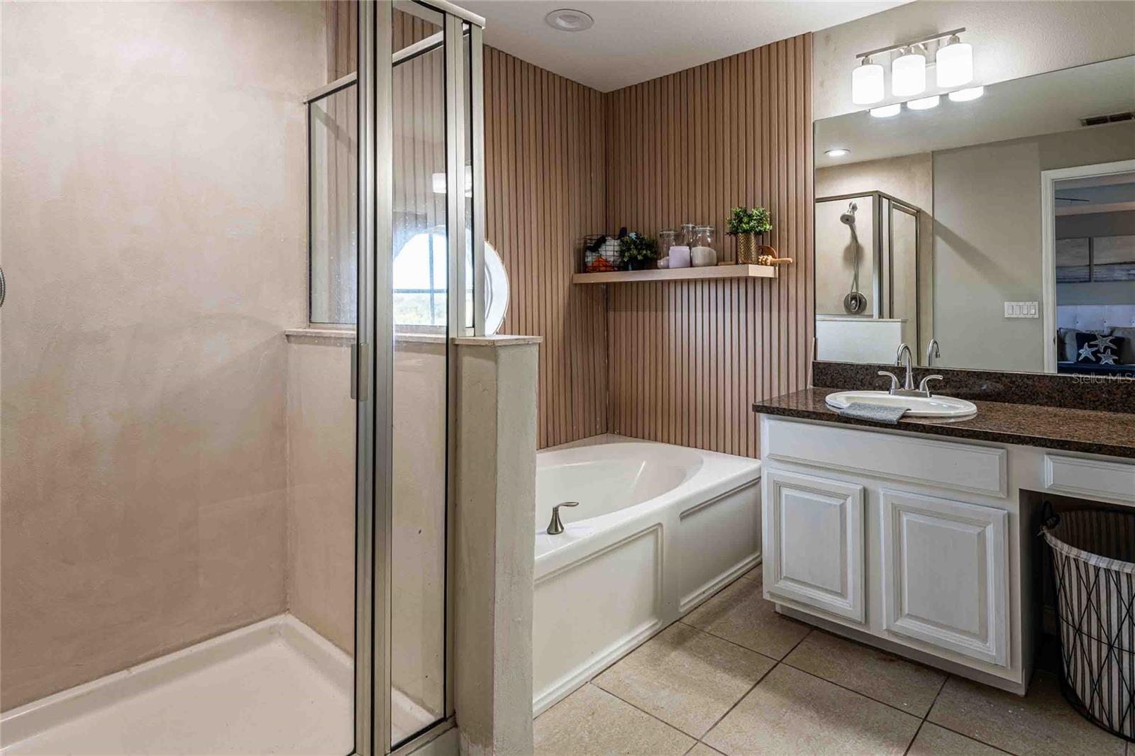 Image 17 of 48 For 10144 Arbor Run 34