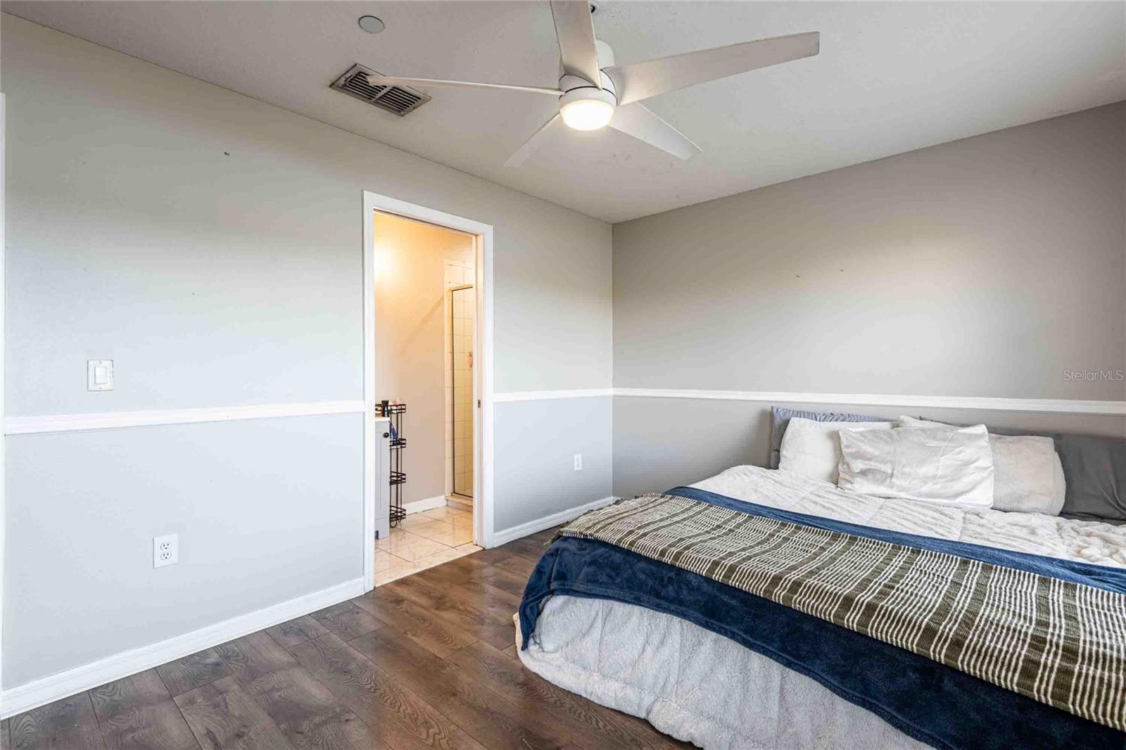 Image 25 of 48 For 10144 Arbor Run 34