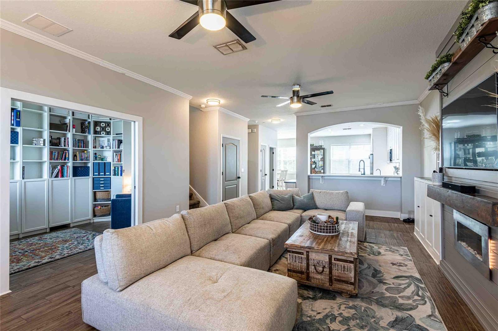 Image 5 of 48 For 10144 Arbor Run 34