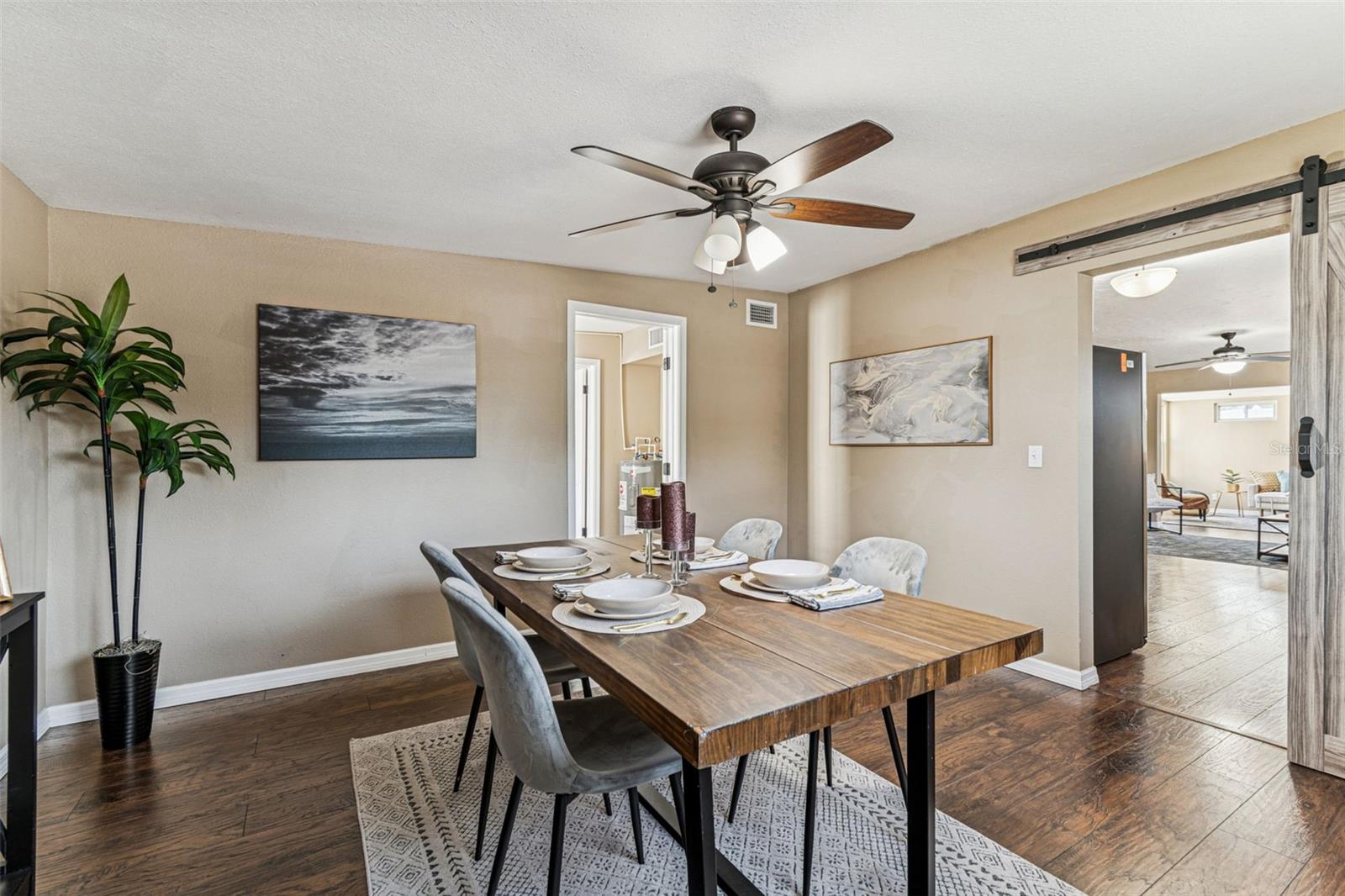 Image 12 of 27 For 1225 Lynn Avenue