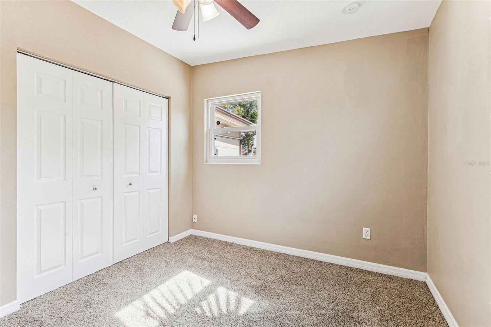 Image 19 of 27 For 1225 Lynn Avenue