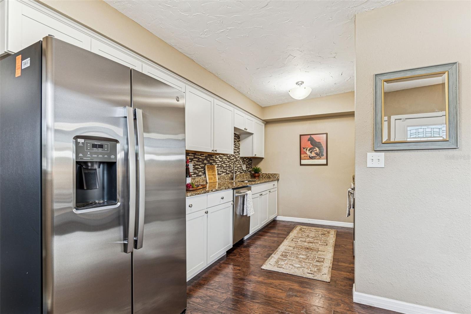 Image 9 of 27 For 1225 Lynn Avenue