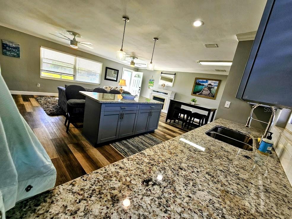 Image 10 of 36 For 11381 70th Terrace