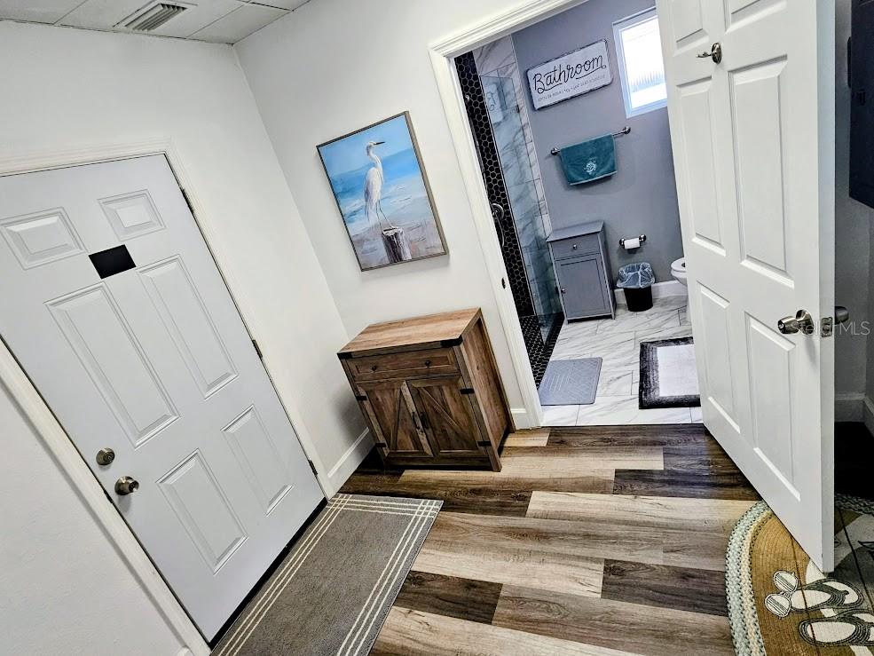 Image 13 of 36 For 11381 70th Terrace