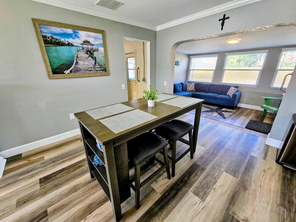 Image 21 of 36 For 11381 70th Terrace