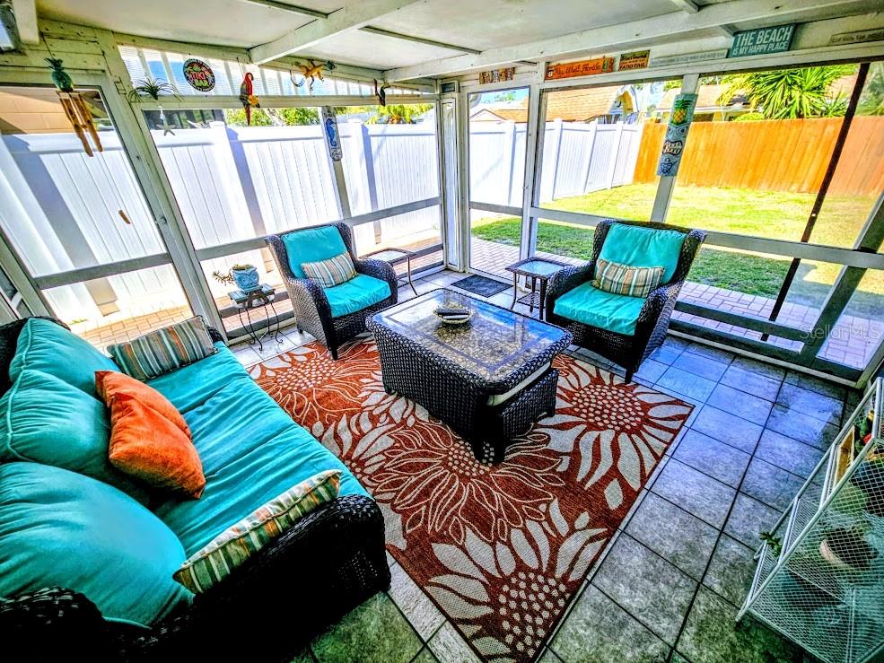 Image 24 of 36 For 11381 70th Terrace