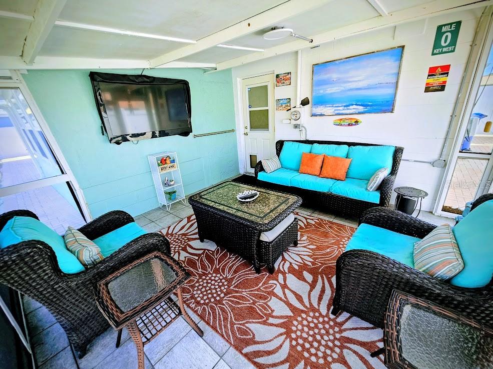 Image 25 of 36 For 11381 70th Terrace