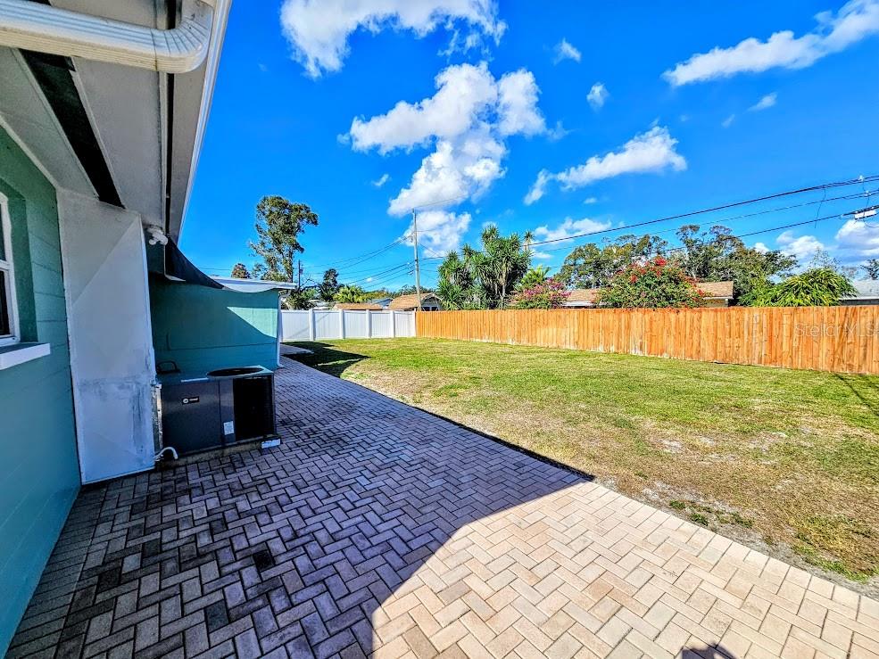 Image 31 of 36 For 11381 70th Terrace