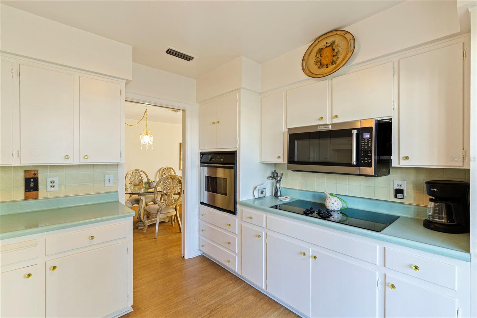 Image 13 of 38 For 1036 North Shore Drive Ne 1