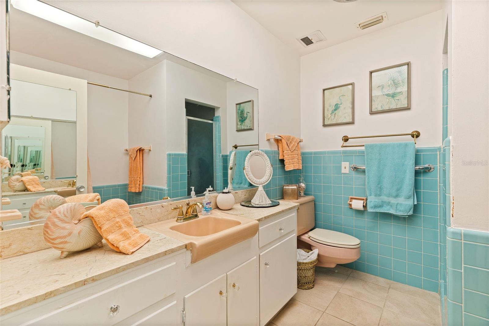 Image 17 of 38 For 1036 North Shore Drive Ne 1