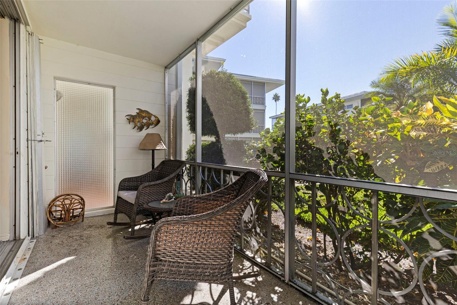 Image 19 of 38 For 1036 North Shore Drive Ne 1