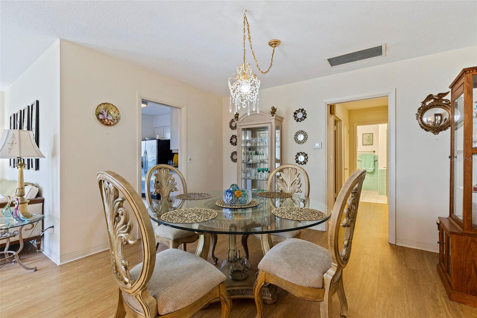 Image 8 of 38 For 1036 North Shore Drive Ne 1