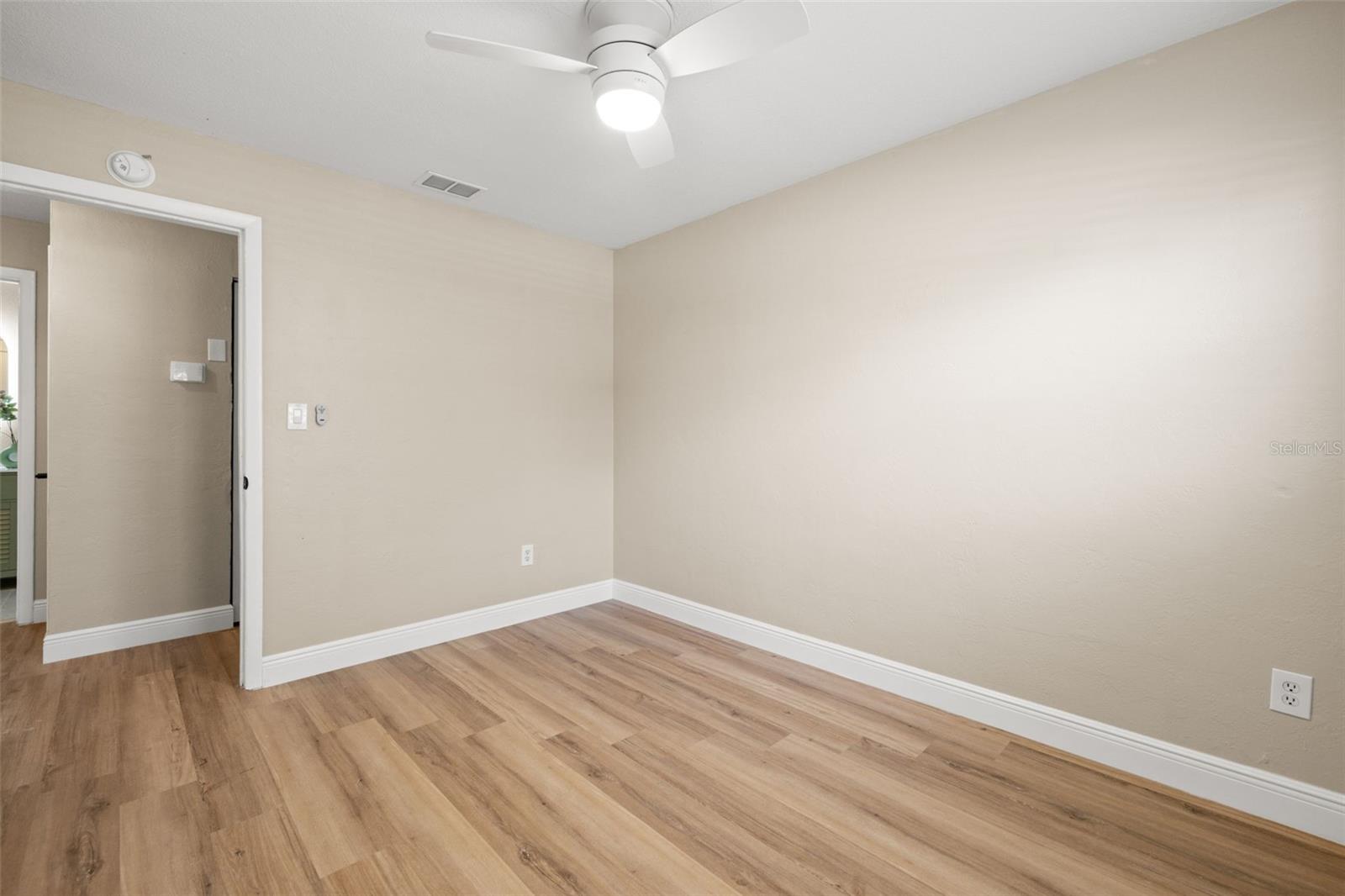 Image 19 of 35 For 2066 62nd Place S