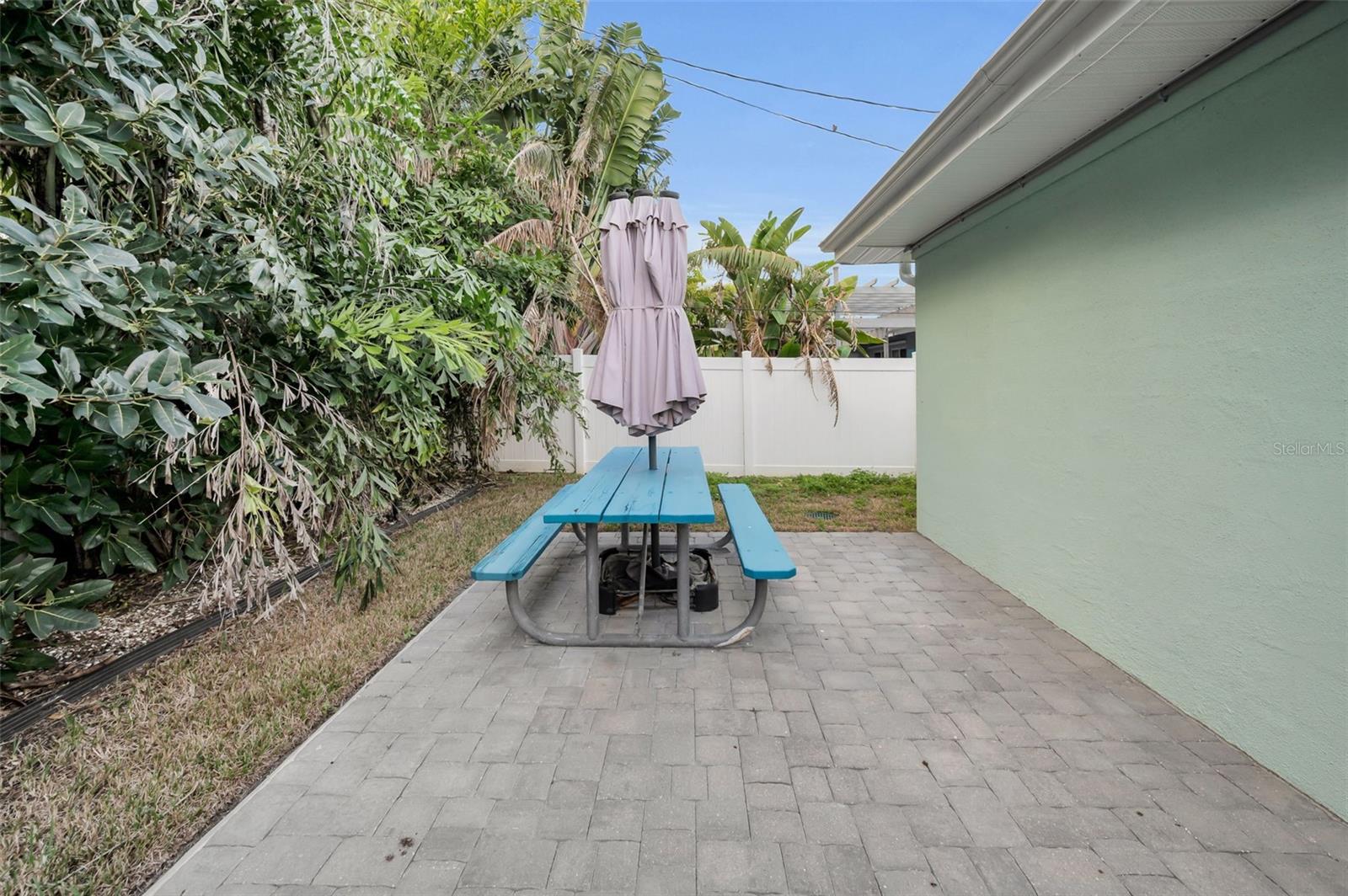 Image 13 of 19 For 15812 3rd Street E