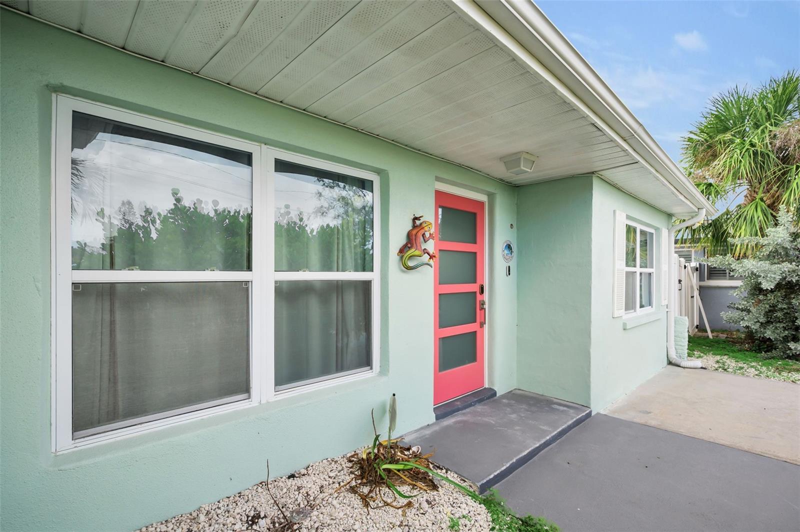 Image 5 of 19 For 15812 3rd Street E