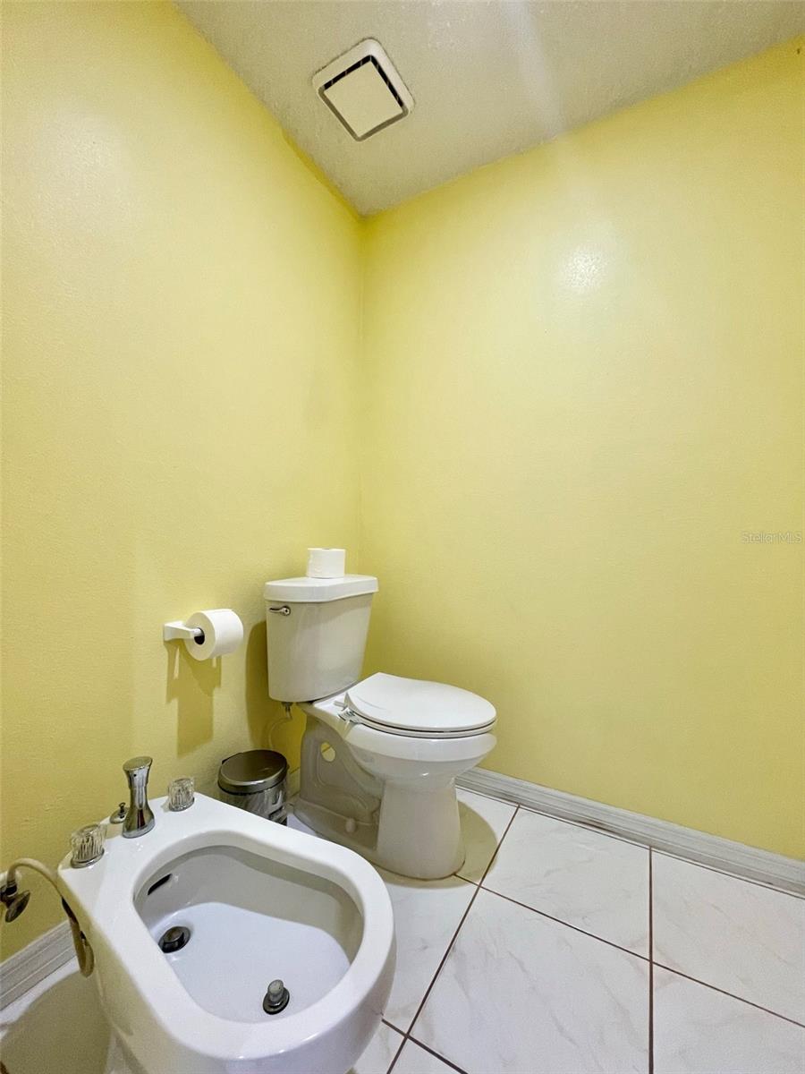 Image 25 of 34 For 4710 Cresson Court