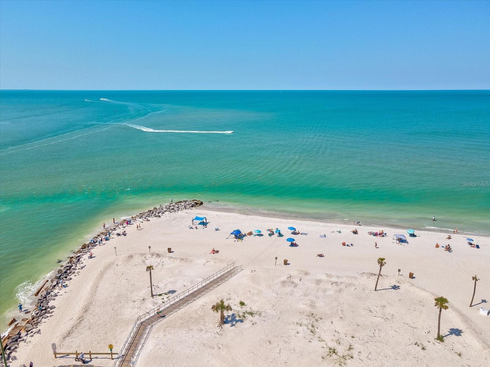 Image 36 of 52 For 141 104th Avenue