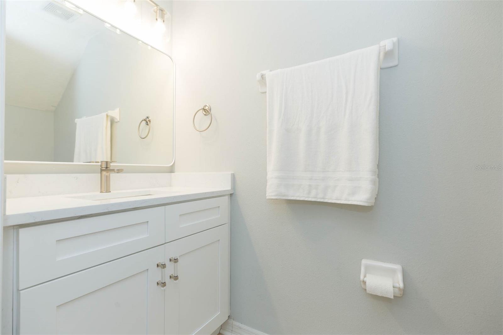 Image 15 of 31 For 10709 Chesham Hill Court