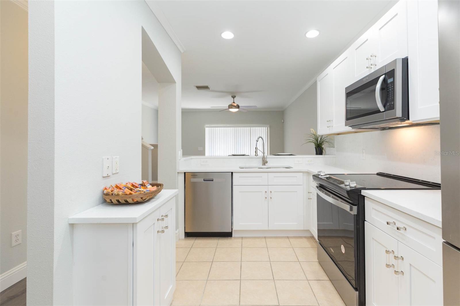 Image 7 of 31 For 10709 Chesham Hill Court