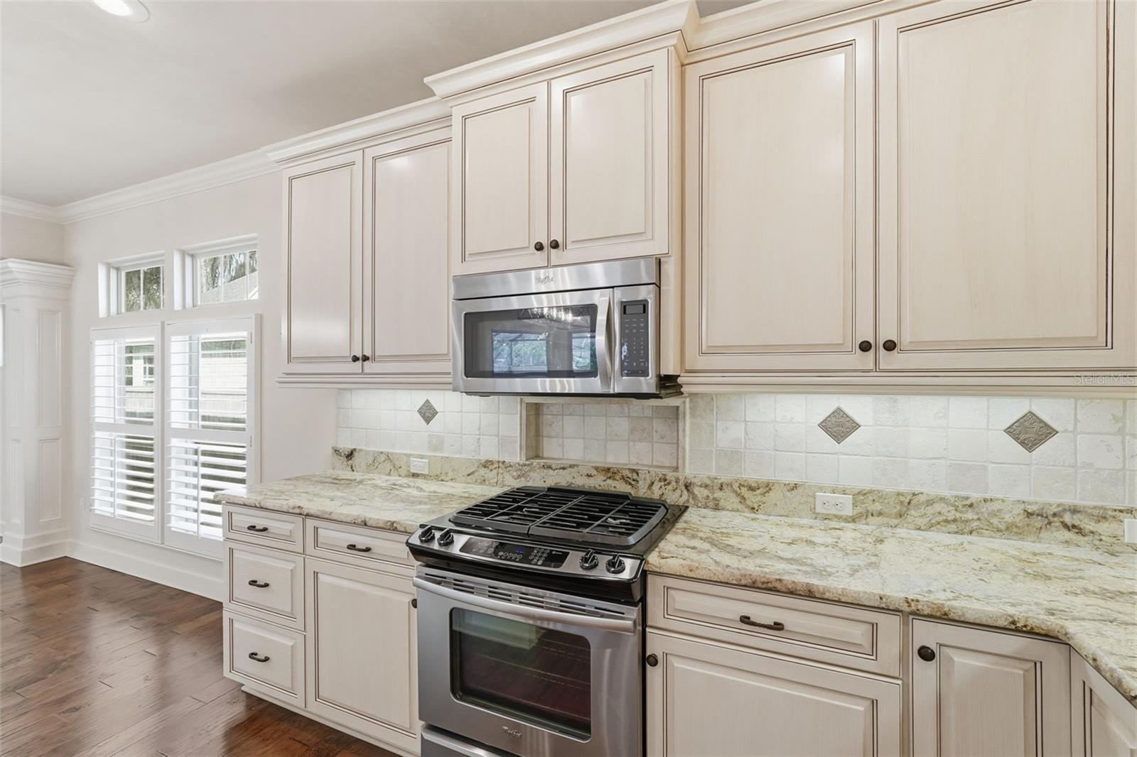 Image 13 of 44 For 512 136th Street