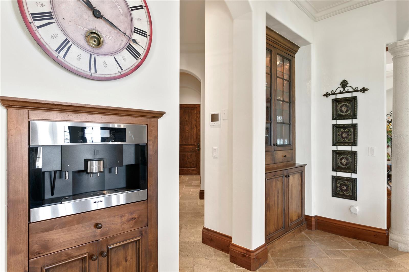 Image 16 of 71 For 25 Spanish Main Street