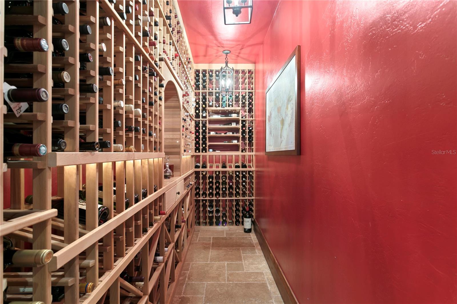 Image 17 of 71 For 25 Spanish Main Street